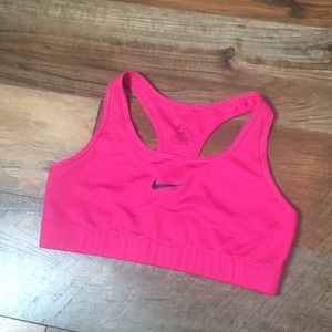 Nike pro sports bra!!
